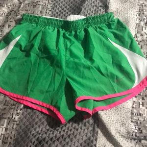Nike xs women shorts